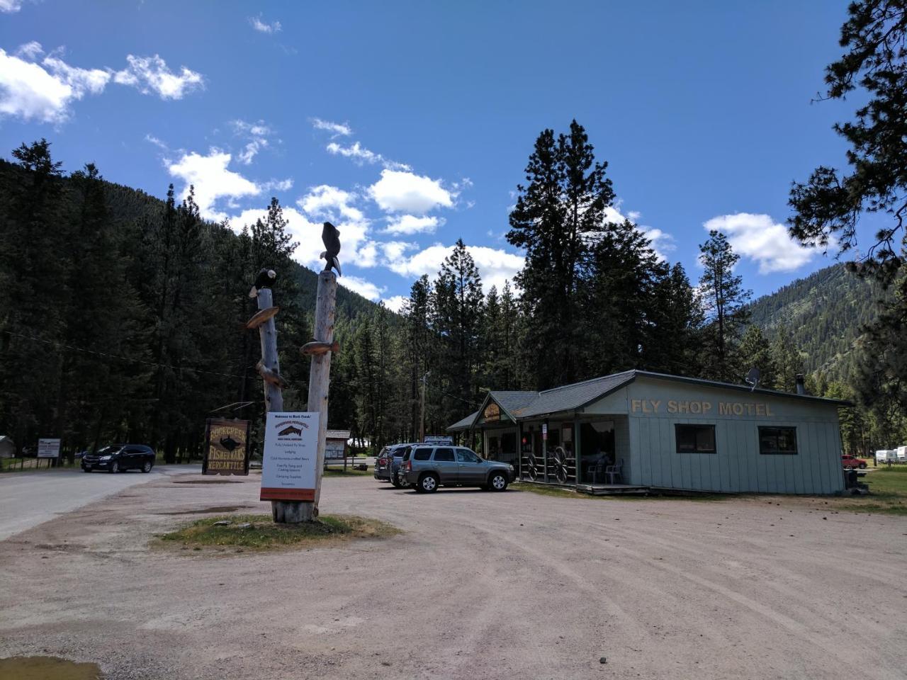 Rock Creek Mercantile & Motel Clinton Εξωτερικό φωτογραφία